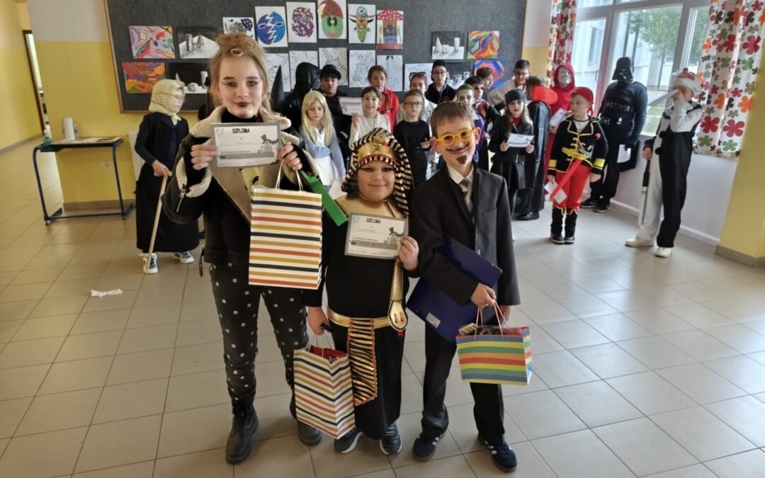 Školski maskenbal i izbor najbolje maske